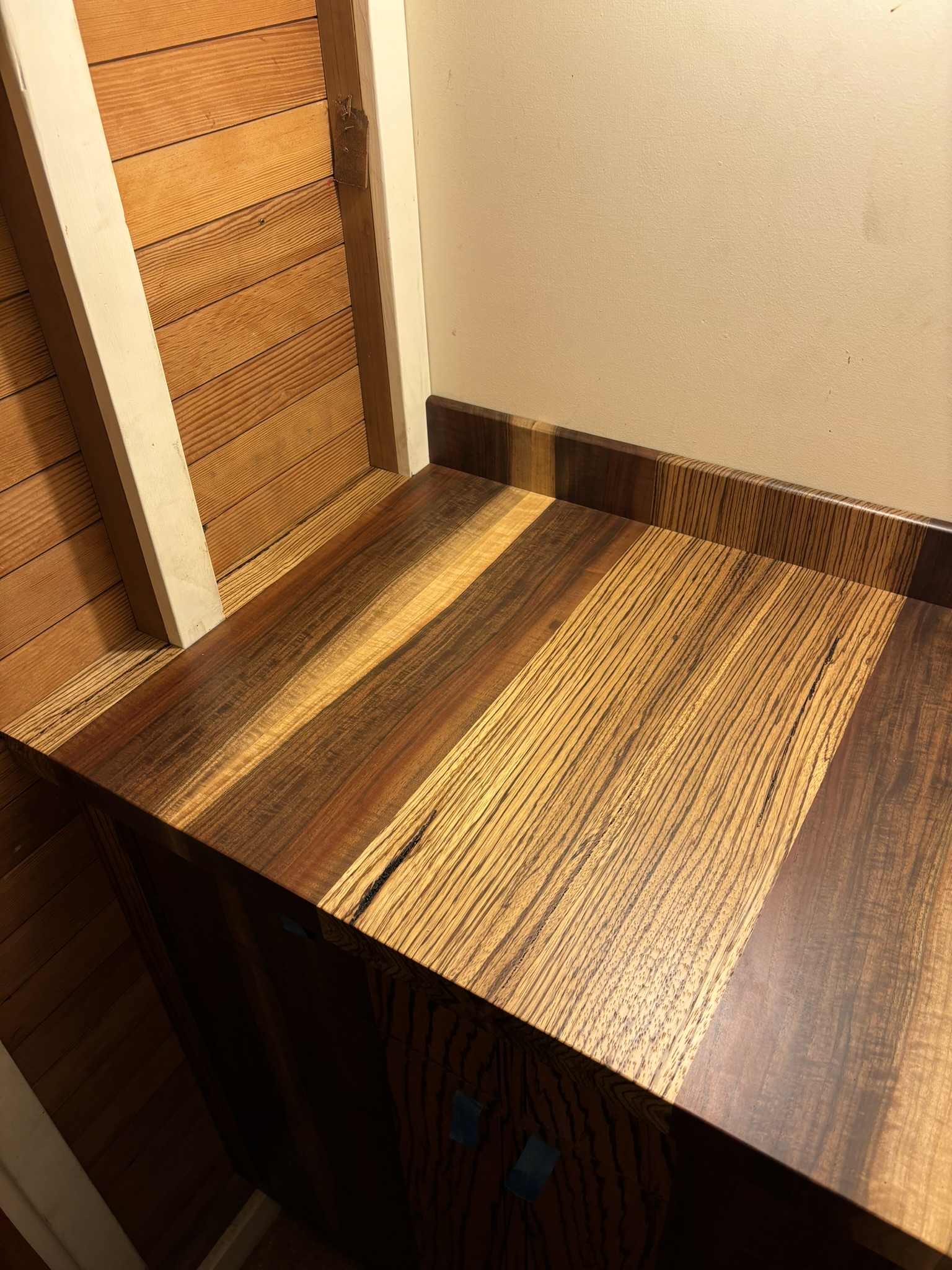 Vanity detail